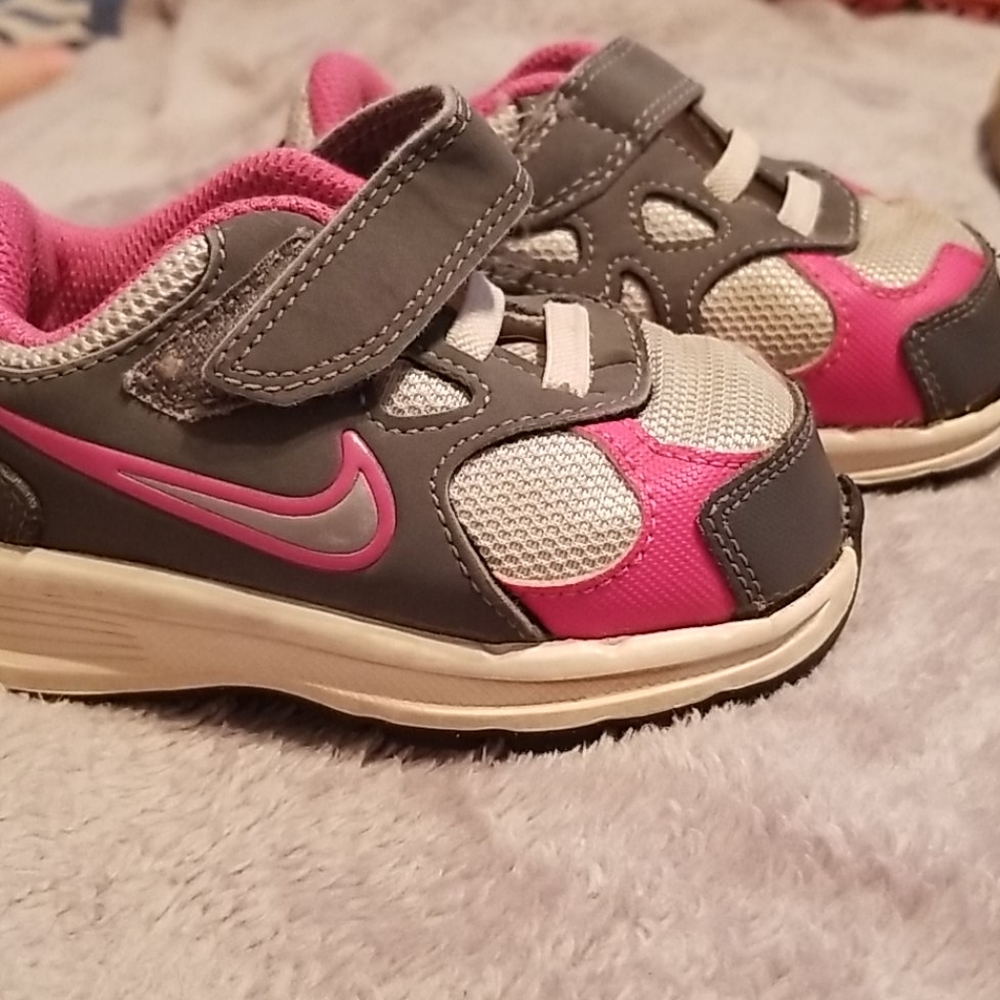 Kids shoes